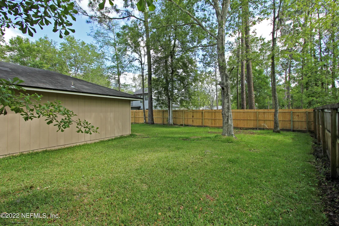 Photo of 8147 WEYBRIDGE Drive