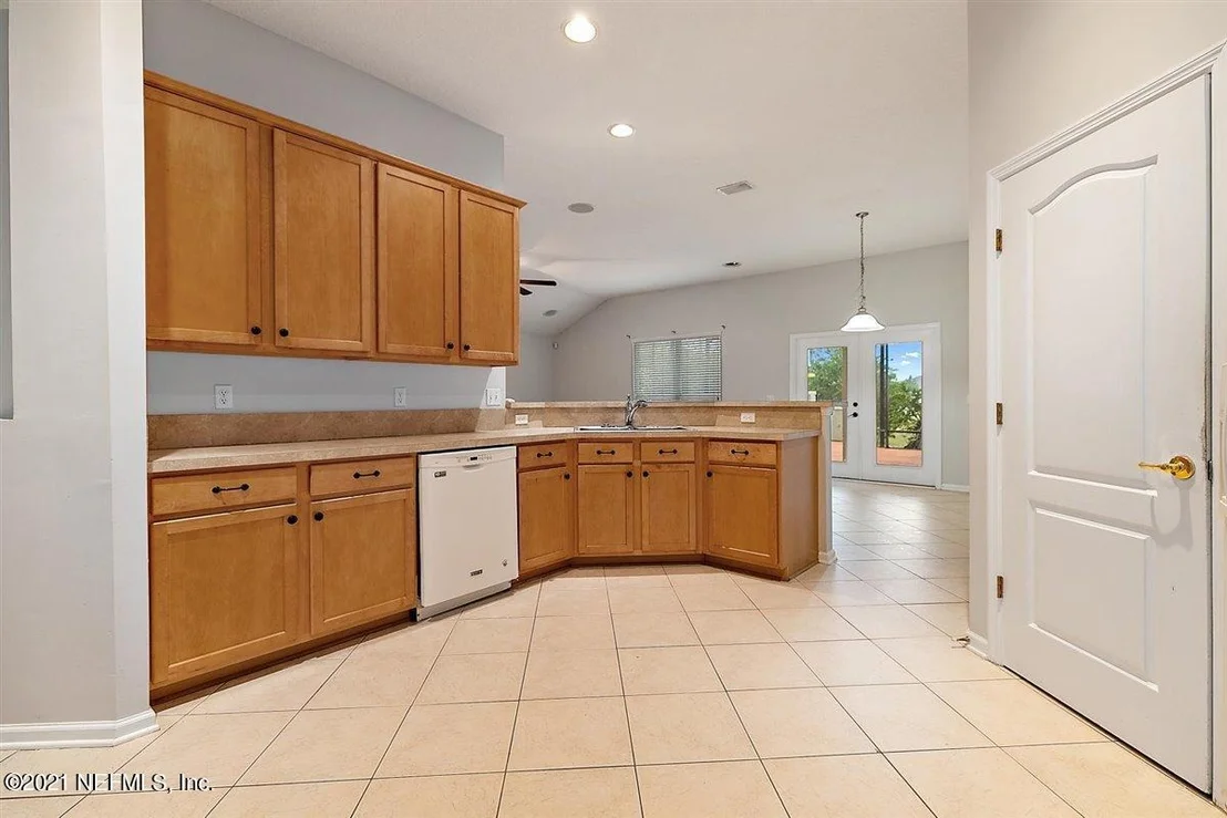 Photo of 900 E TERRANOVA Way