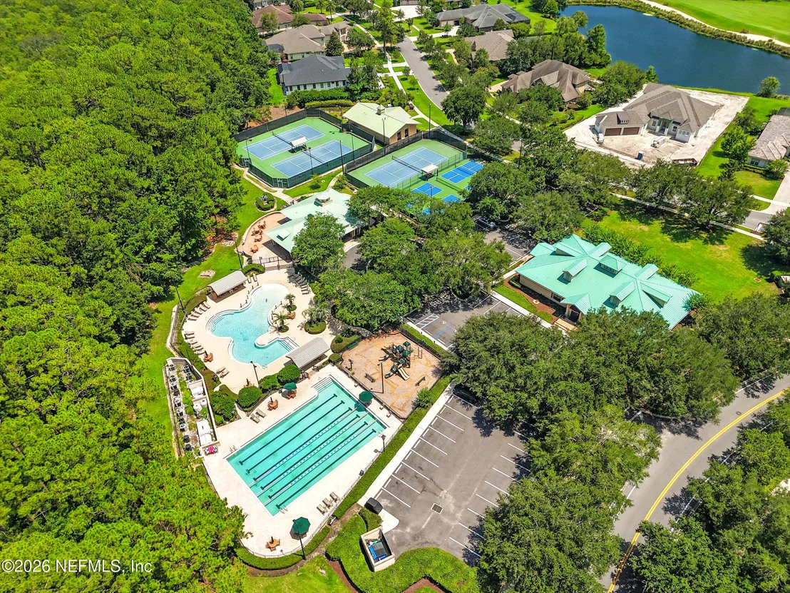 Photo of 208 ISLAND GREEN Drive