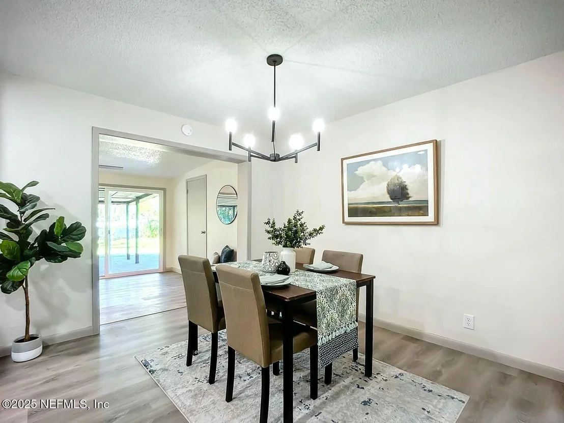 Photo of 7446 SPINOLA Road
