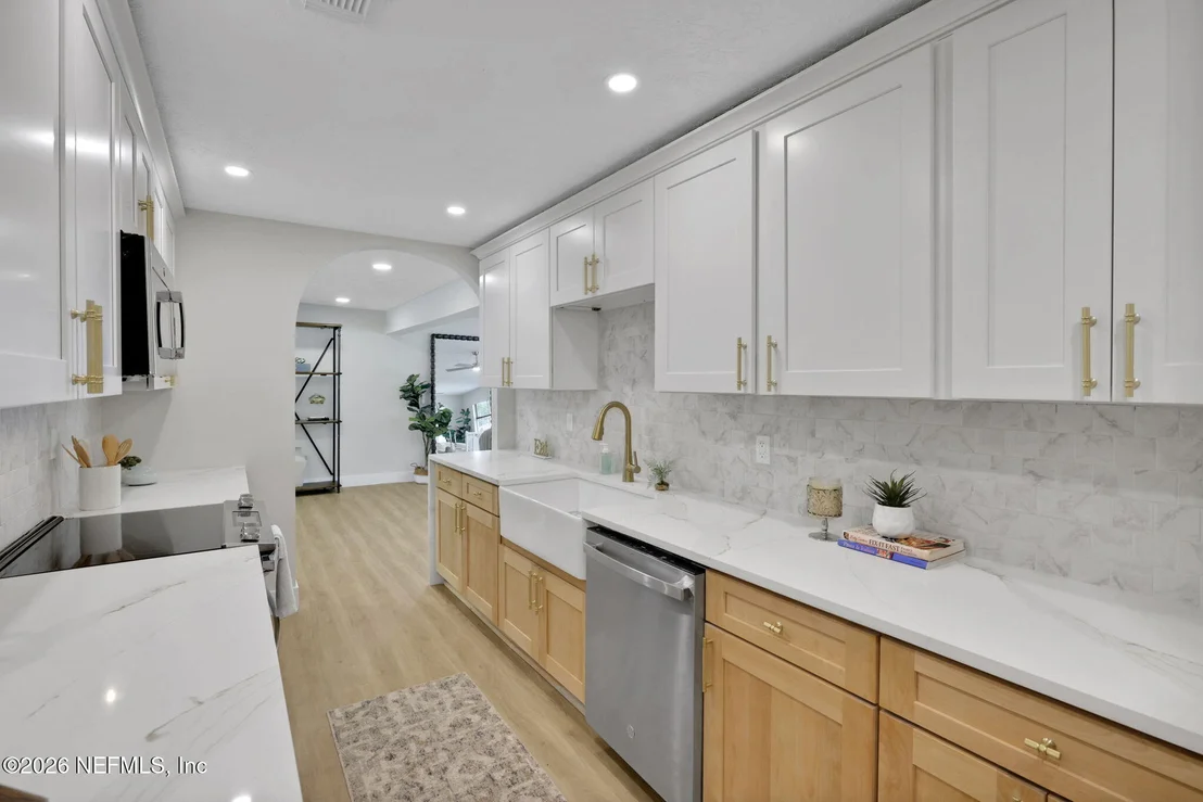 Photo of 509 PENMAN Road