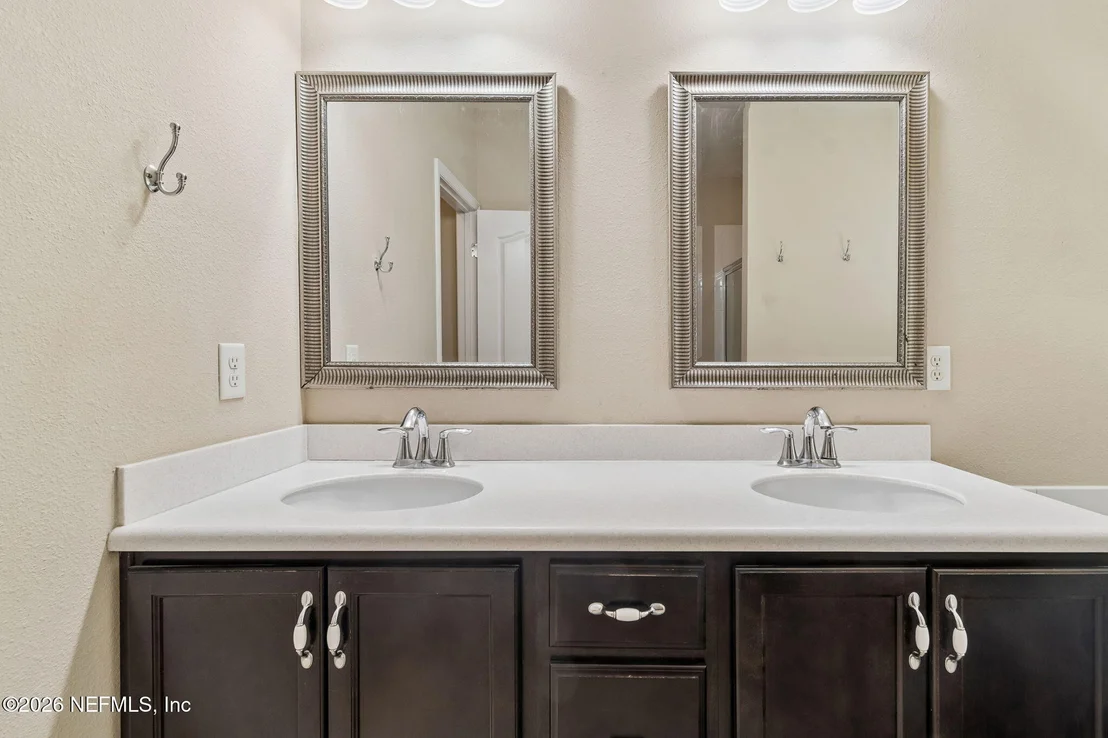 Photo of 206 MISSION COVE Circle
