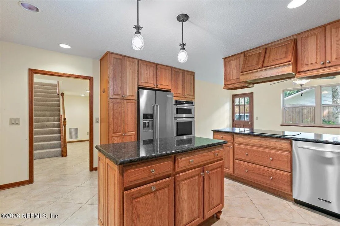 Photo of 1902 N SHERRY Drive N
