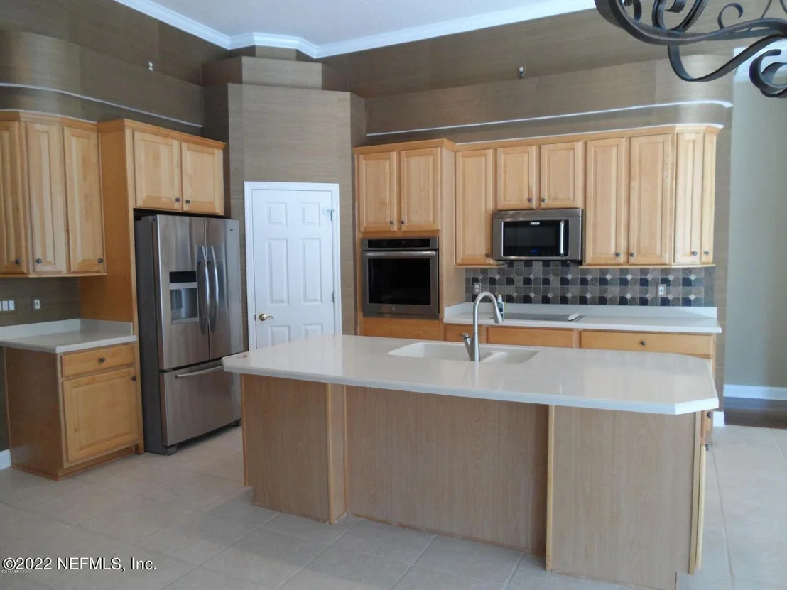 Photo of 500 WETHERBY Lane