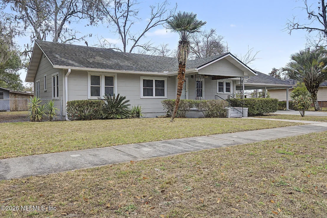 Photo of 330 S 4TH Street