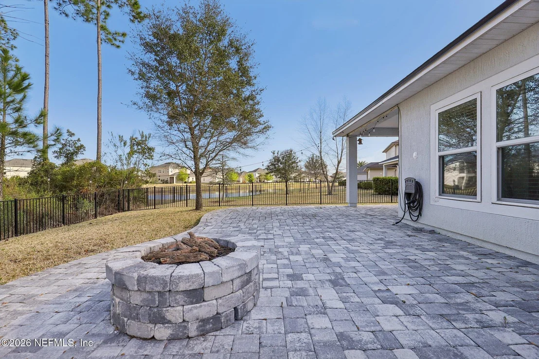 Photo of 186 CONCAVE Lane