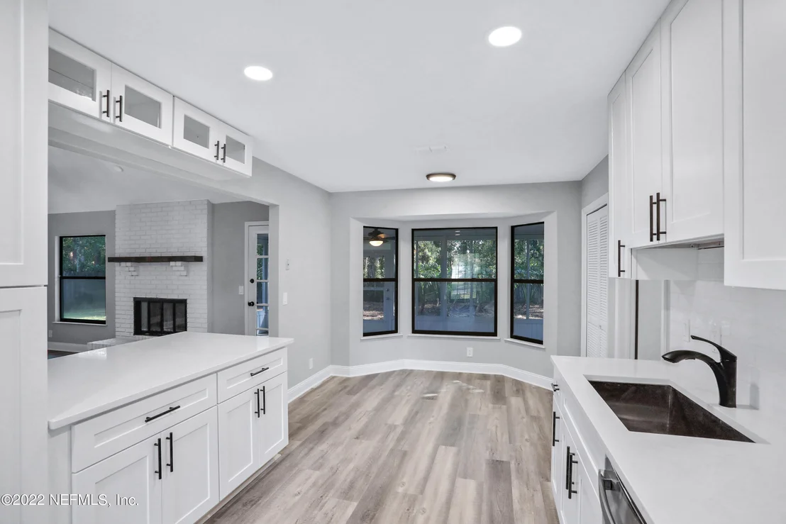 Photo of 1506 RIVERGATE Drive