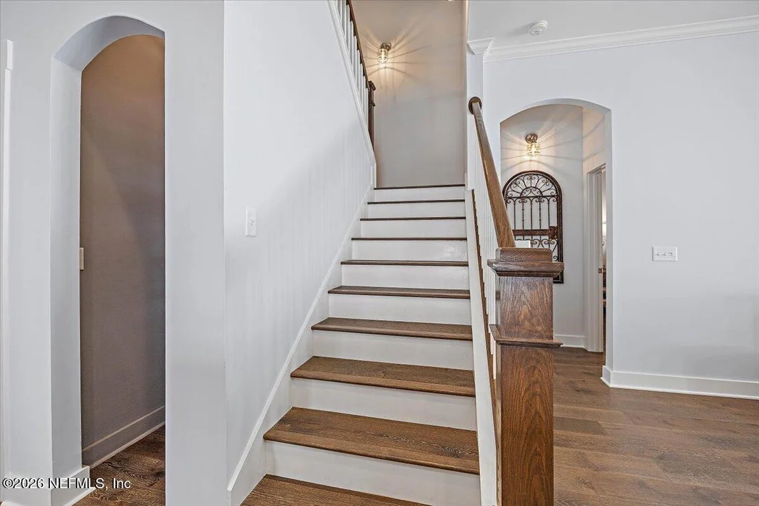 Photo of 398 SHERRY Drive