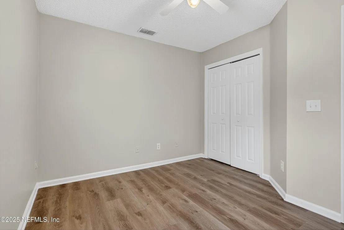 Photo of 7770 INVERMERE Boulevard N