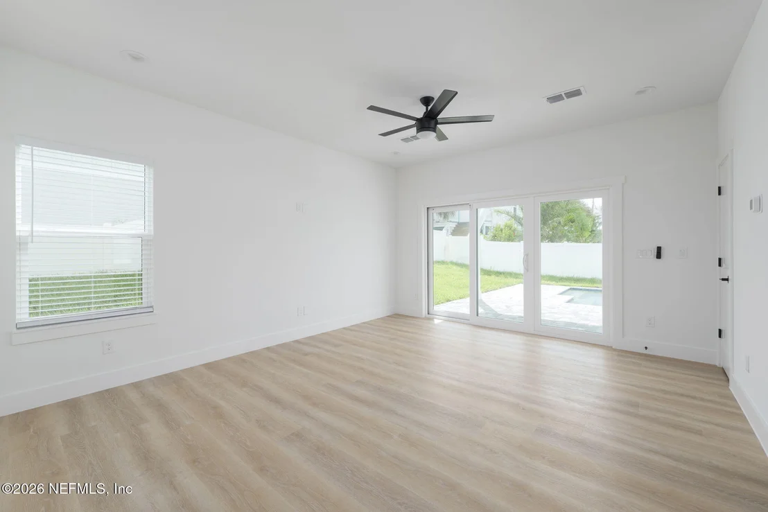 Photo of 213 TWENTY-FIRST Street