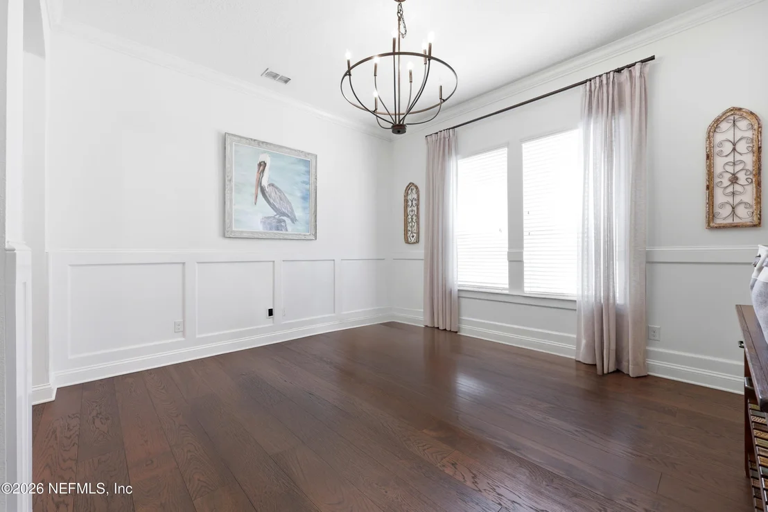Photo of 383 MEDIO Drive