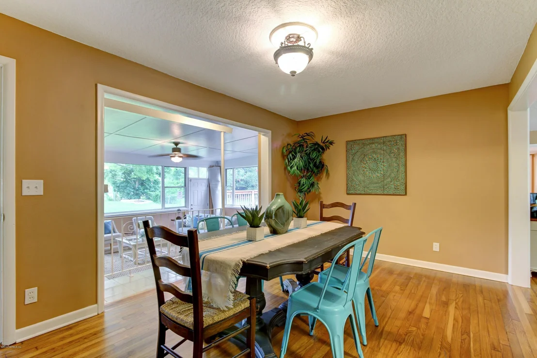 Photo of 7462 SPINOLA Road