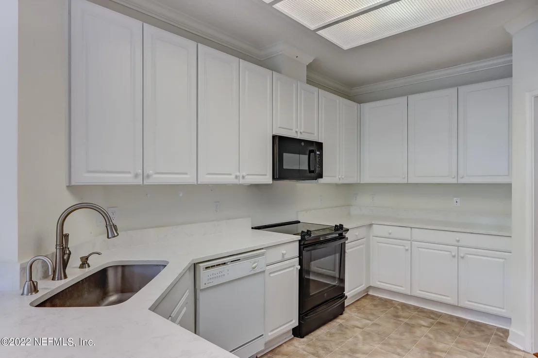 Photo of 13862 SILKVINE Lane