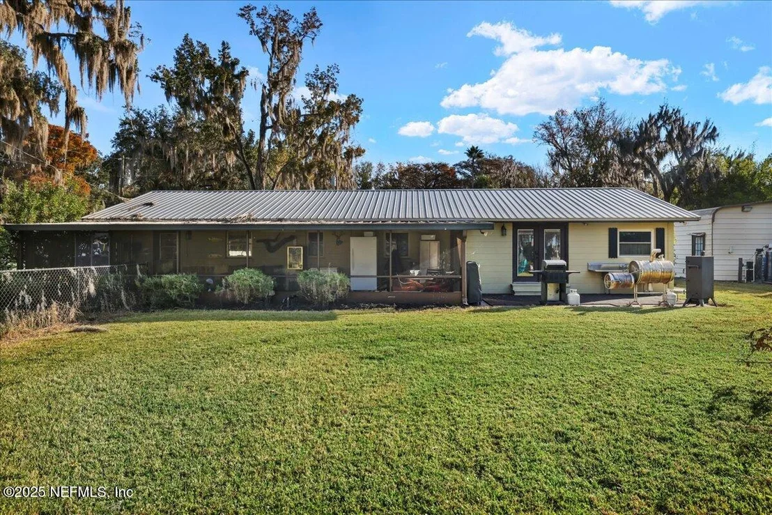 Photo of 188 PALM Drive