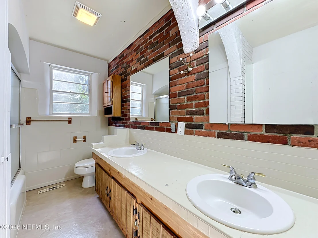 Photo of 3237 BARKLEY Road