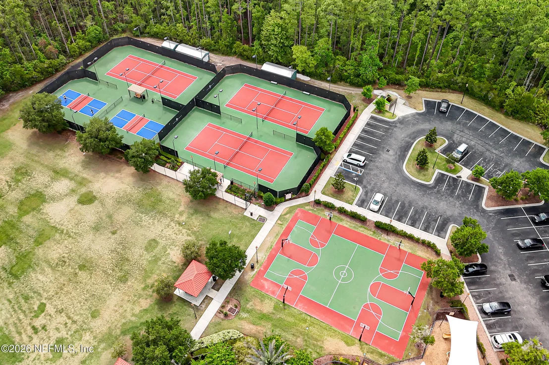 Photo of 338 WILLOW WINDS Parkway
