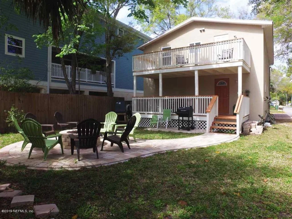 Photo of 127 DEHAVEN Street
