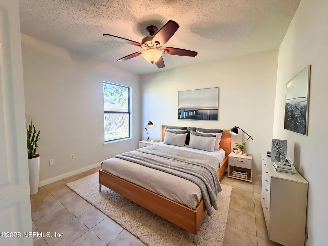 Photo of 585 THORNBERRY Road