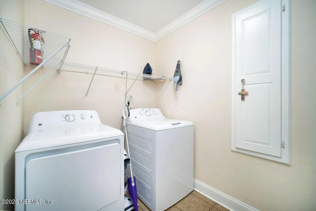 Photo of 4293 WALNUT Bend
