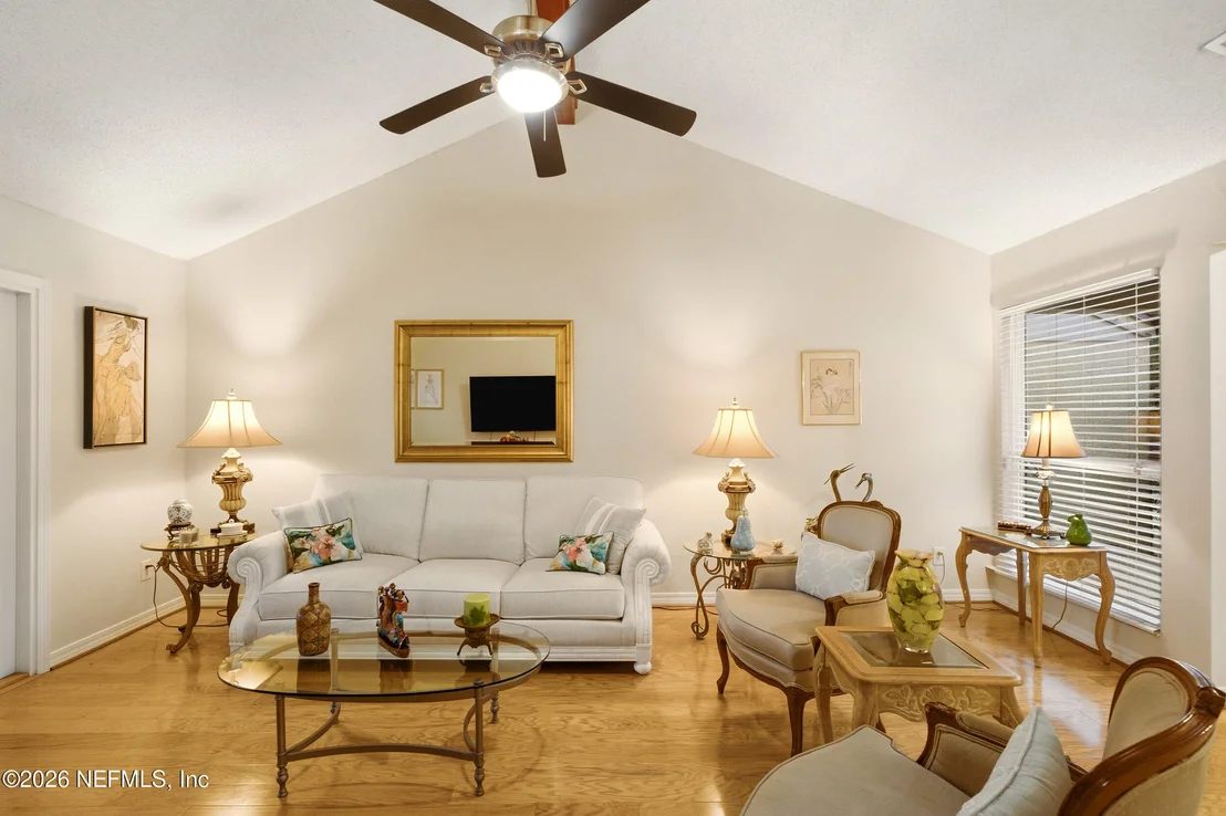 Photo of 3218 THORN Lane