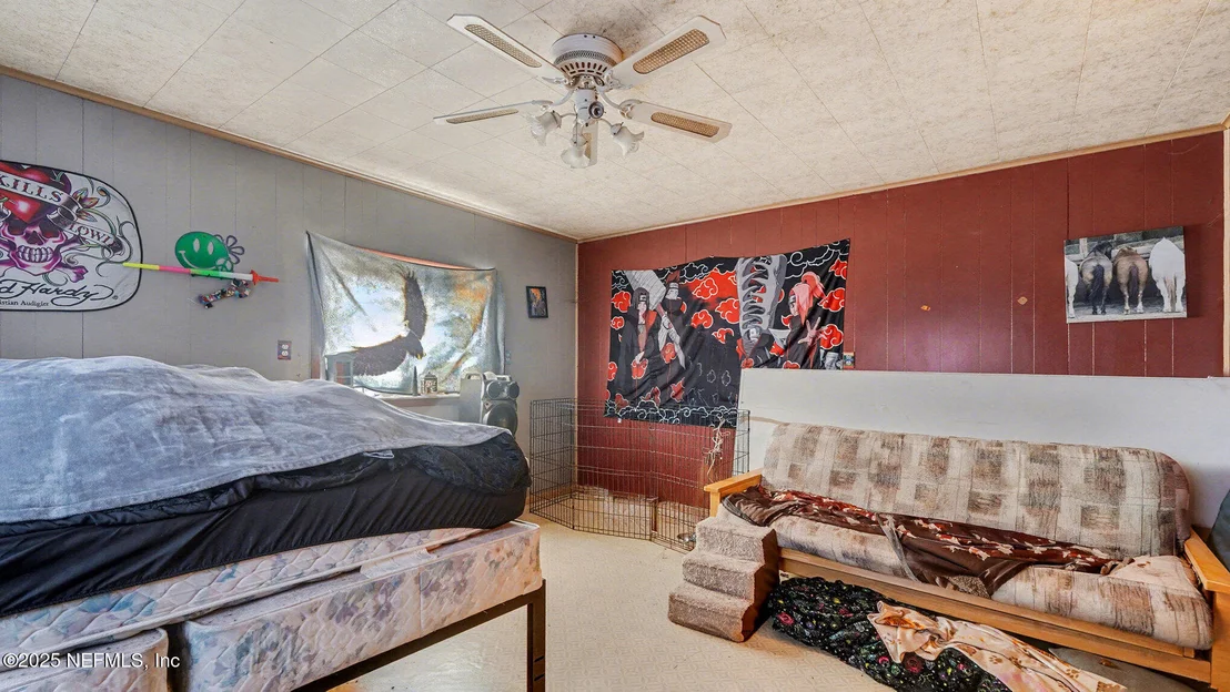 Photo of 130 LAKEVIEW Way