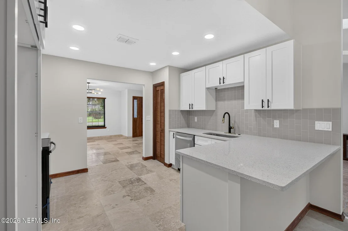 Photo of 3016 NAUTILUS Road