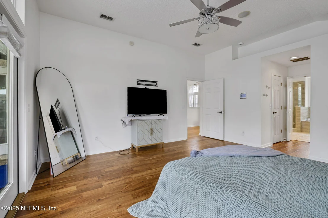 Photo of 246 EDGEWATER BRANCH Drive