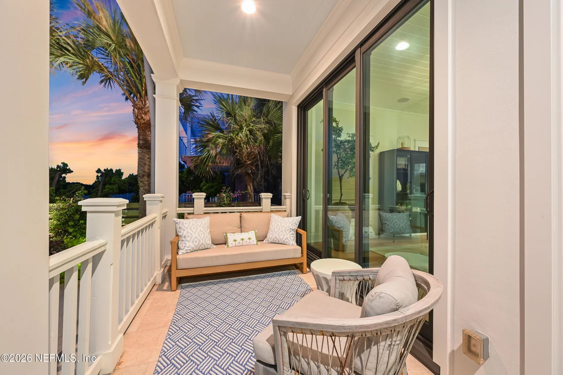 Photo of 688 OCEAN PALM Way