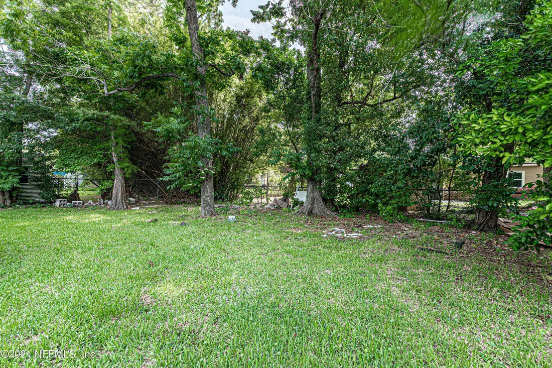 Photo of 5745 CARNATION Road