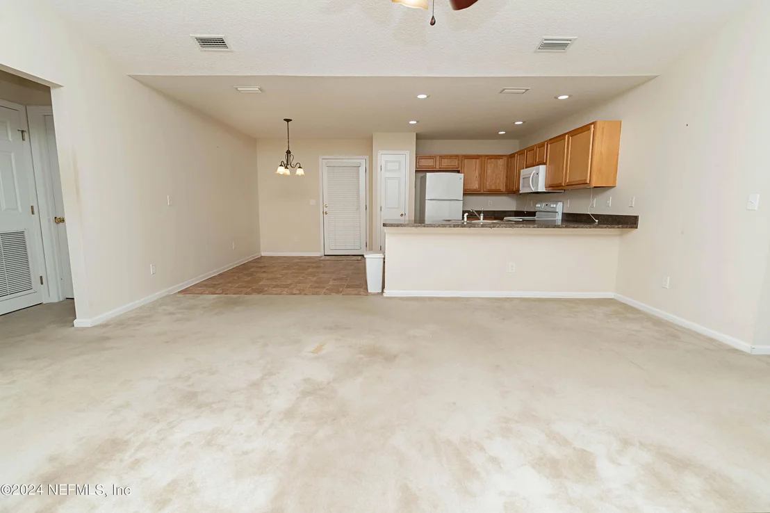 Photo of 961 RED FOX Way