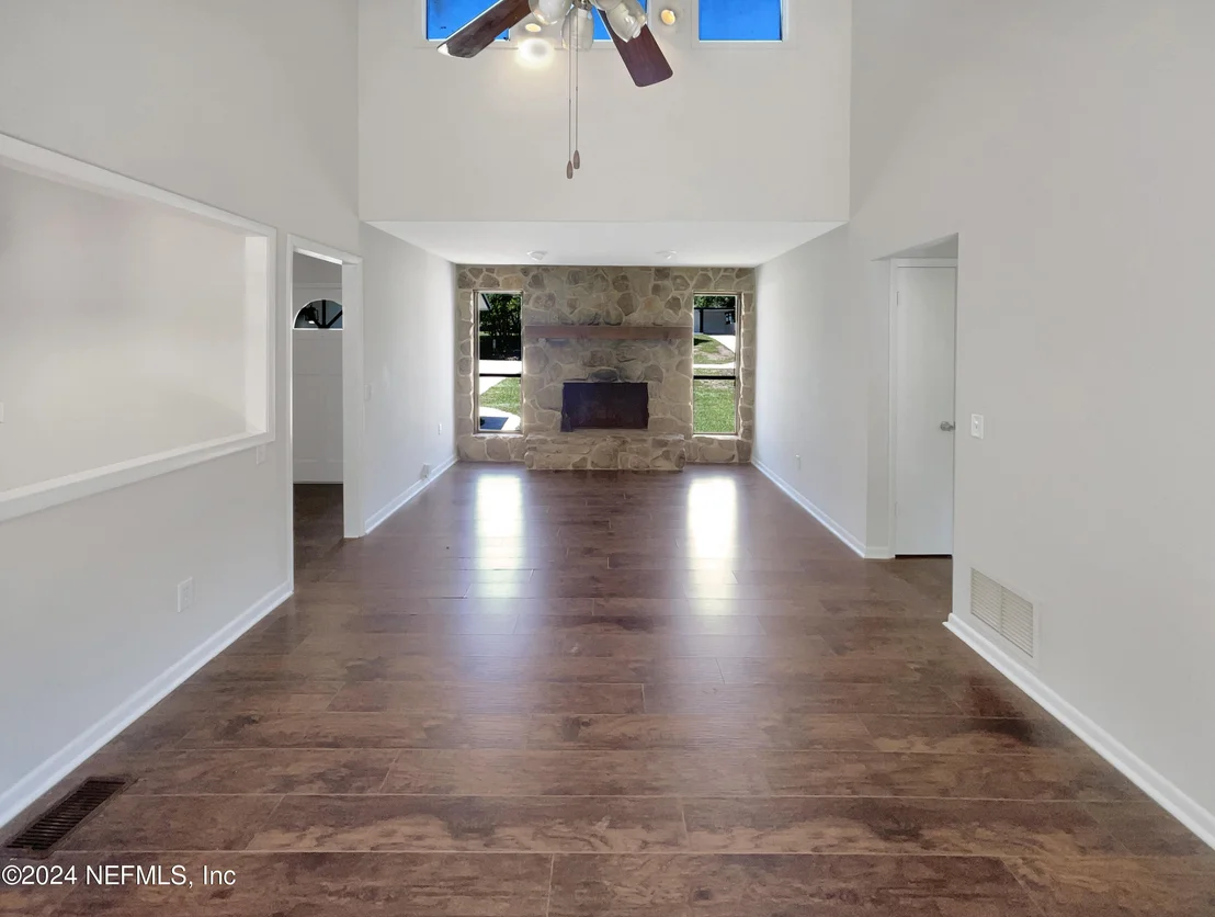 Photo of 1567 ALETHA Drive