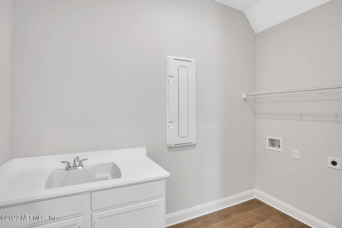 Photo of 557 PINE HAVEN Drive