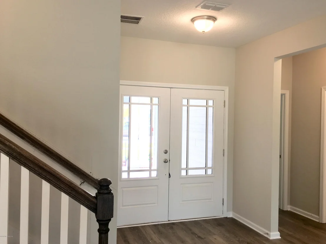 Photo of 222 LOMBARD Way