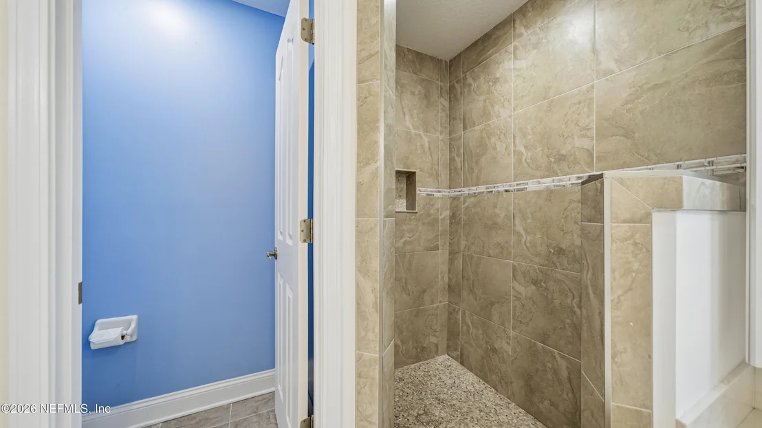 Photo of 13105 HARBORTON Drive