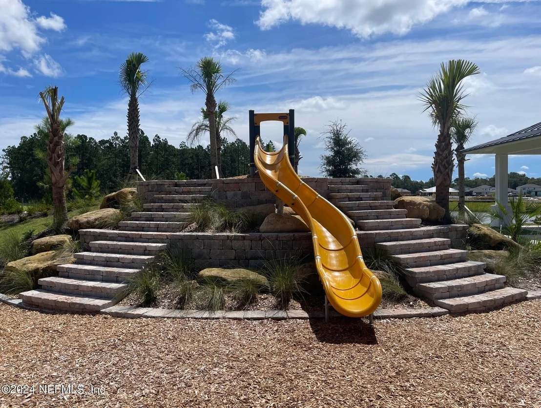 Photo of 119 PALOMAR Drive