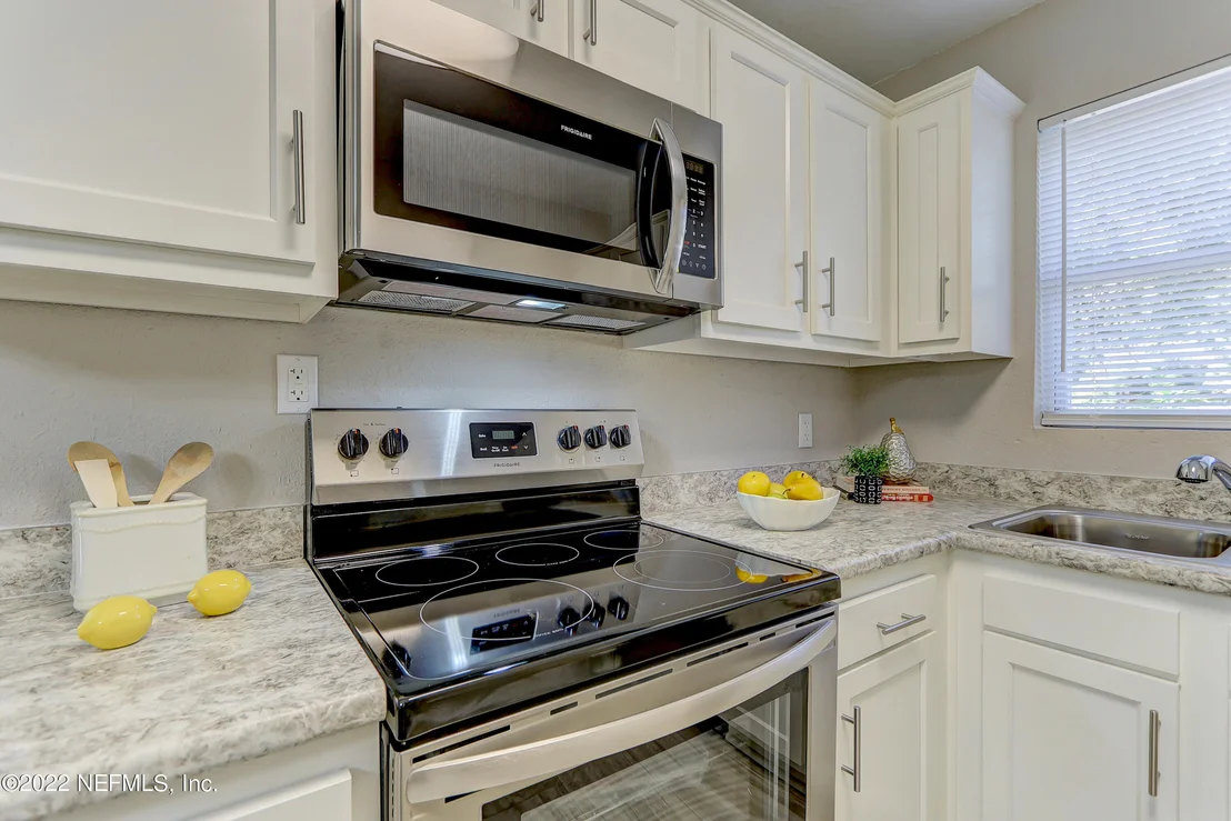 Photo of 7922 LORIENT Drive