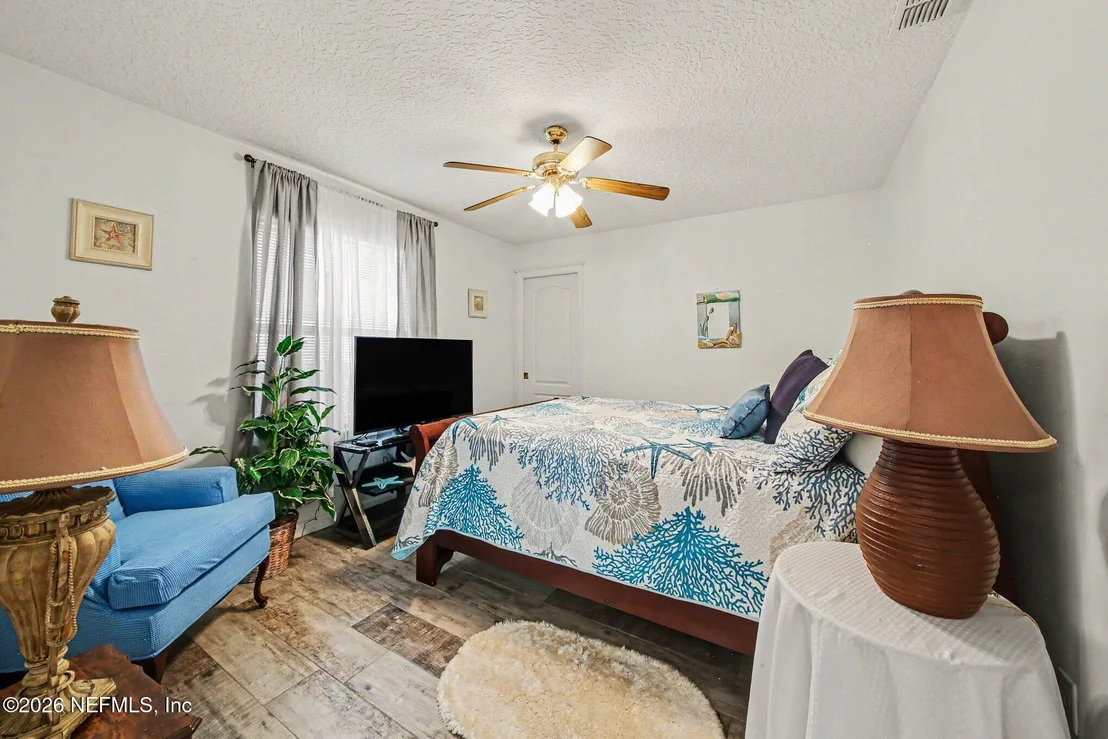 Photo of 7 EDWARD Drive