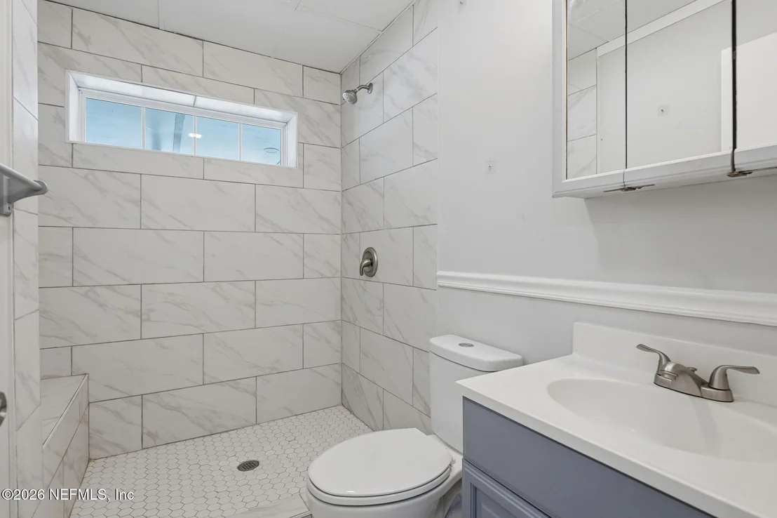 Photo of 865 COLE Road