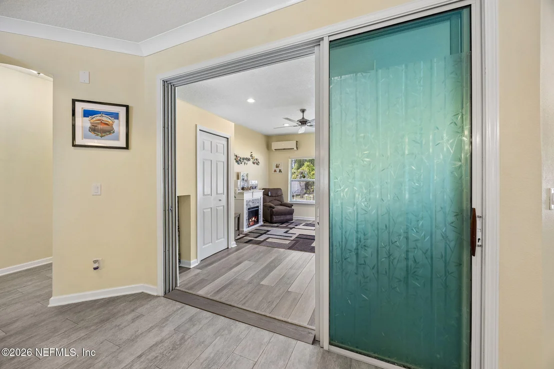 Photo of 96017 BREEZEWAY Court