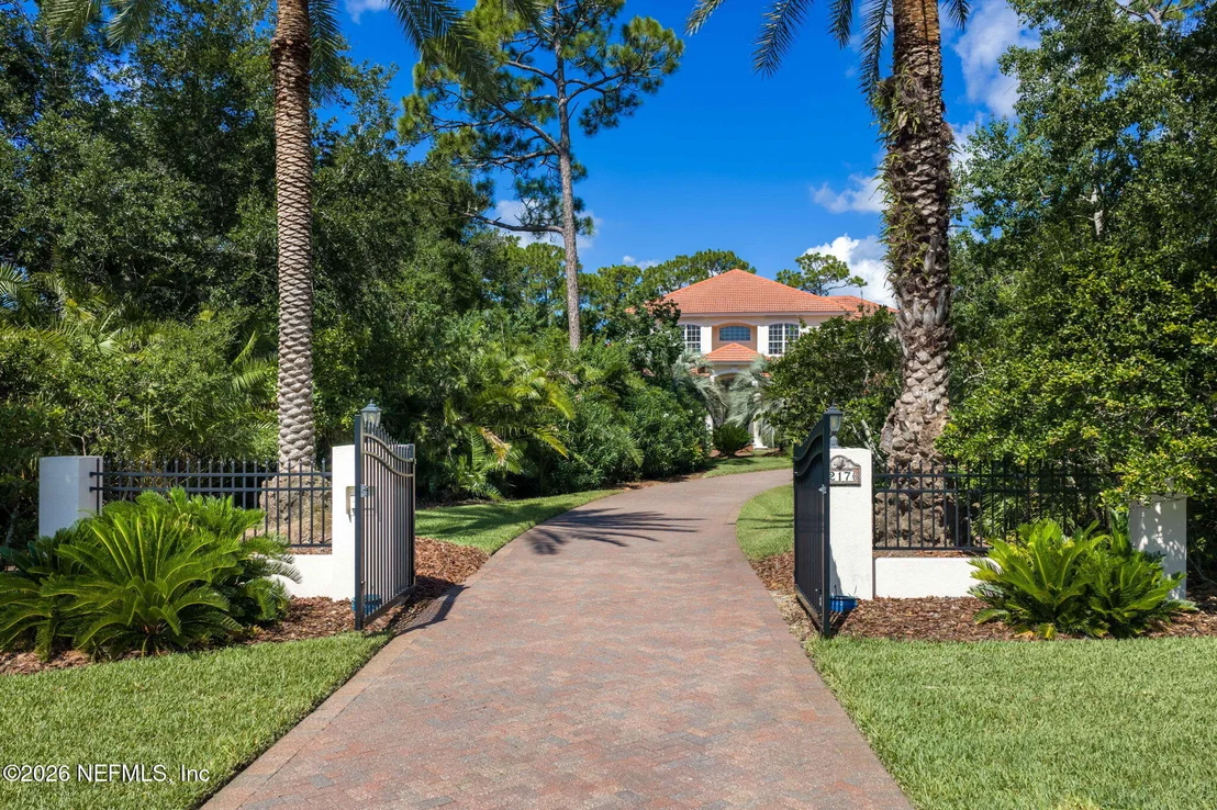 Photo of 217 FIDDLERS POINT Drive