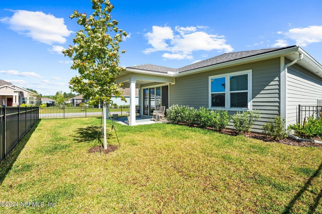 Photo of 75693 SPOONBILL Lane