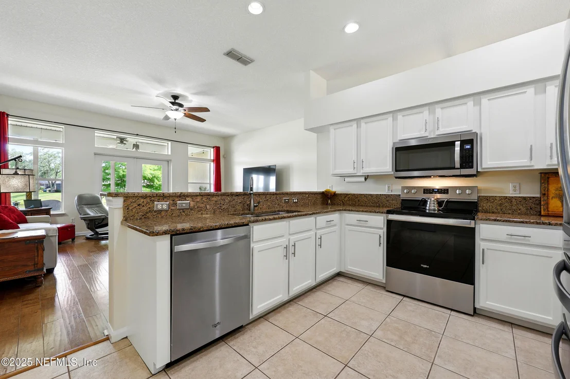 Photo of 364 MAPLEWOOD Drive