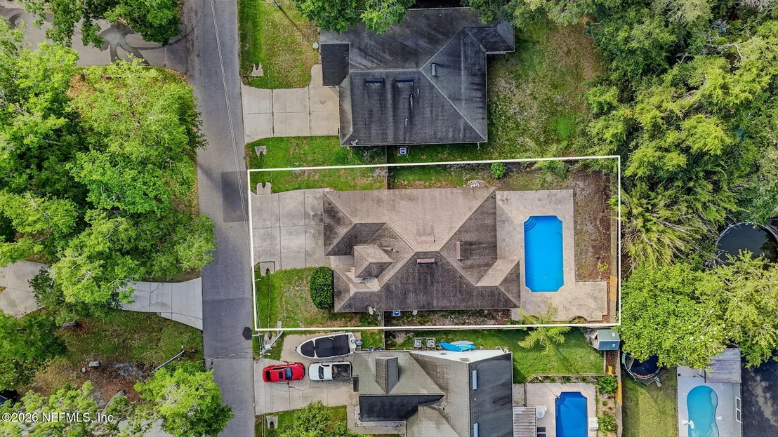 Photo of 880 CLAY Street