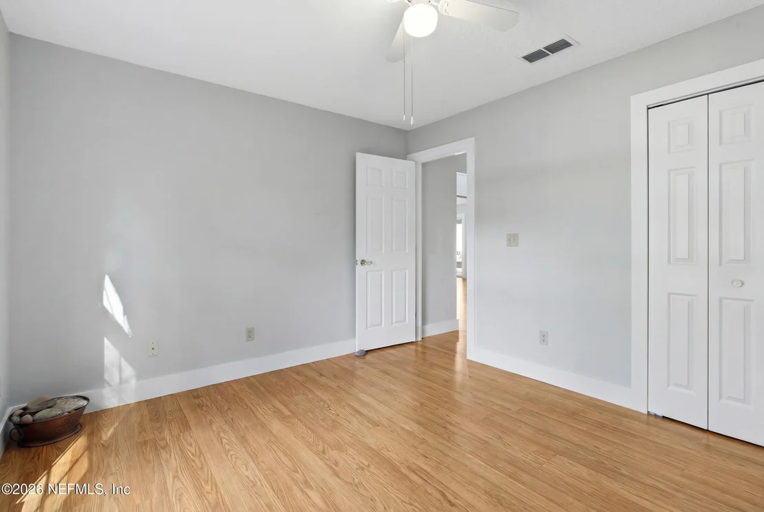 Photo of 421 CHICOPEE Court