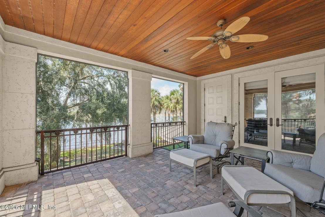 Photo of 24733 HARBOUR VIEW Drive
