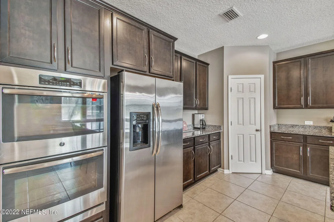 Photo of 107 DEERFIELD GROVE Way