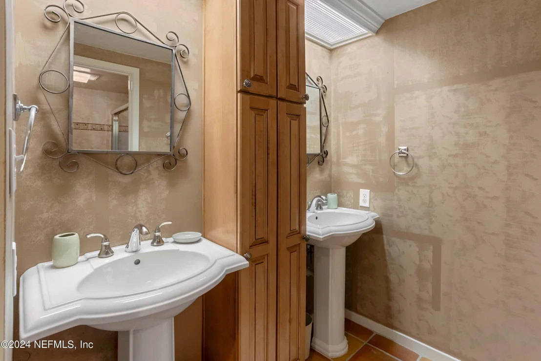 Photo of 3117 HARBOR Drive