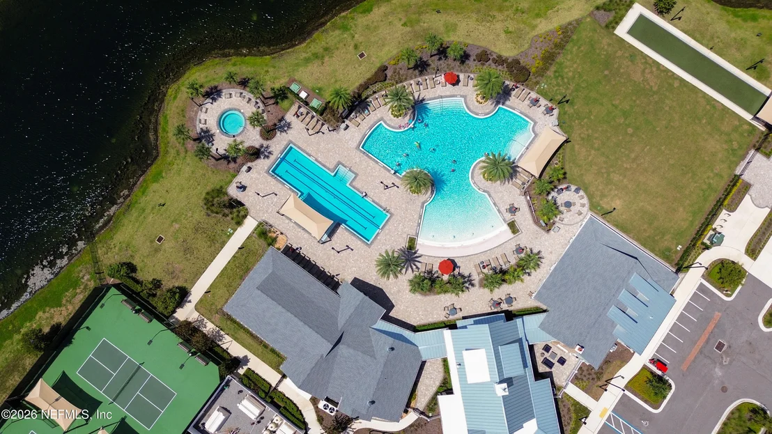 Photo of 352 RUSTIC MILL Drive