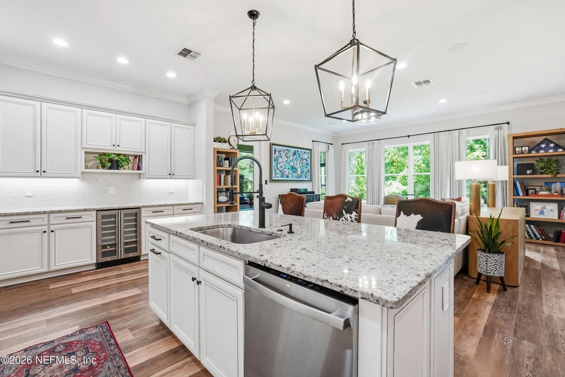 Photo of 8621 MABEL Drive