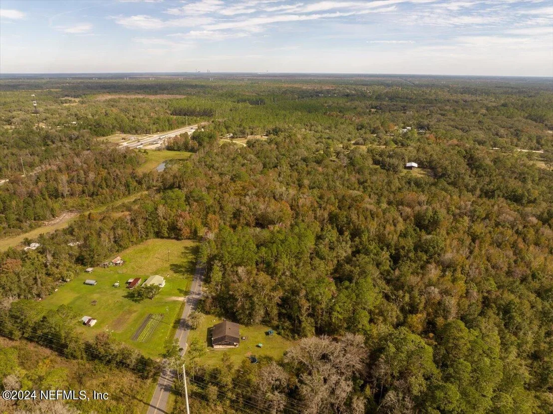Photo of 909 OLD GAINESVILLE Highway